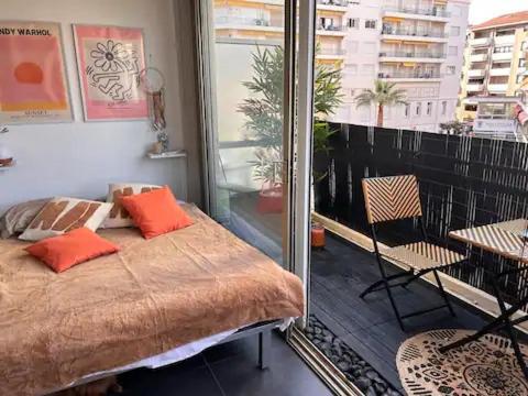 Elegant T2 Clim & Balcon - Plein Centre 戛纳 外观 照片