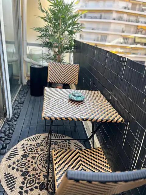 Elegant T2 Clim & Balcon - Plein Centre 戛纳 外观 照片